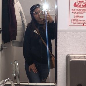 Meet your Posher, Adriana